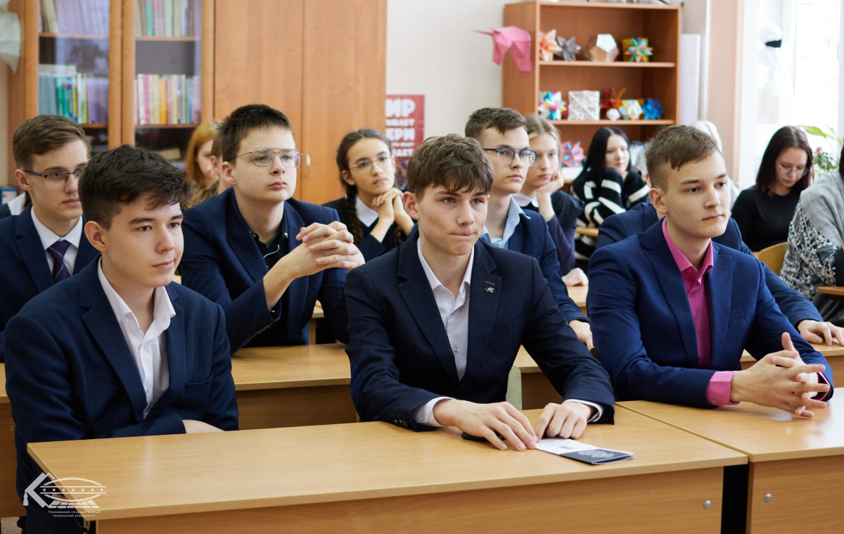 СОЛЛЕРС и Лицей при УлГТУ открывают набор в профильный инженерный 10 класс 