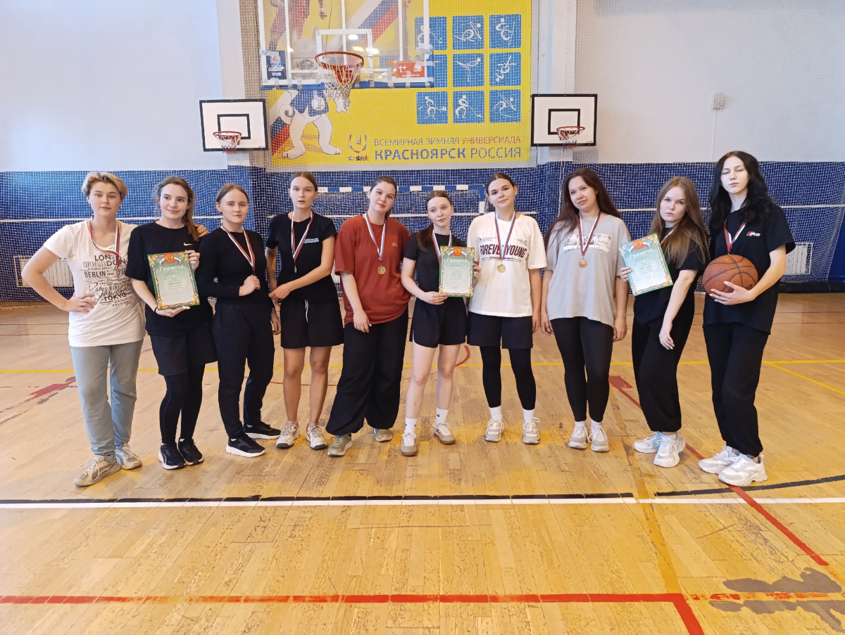 Студенты гуманитарного факультета заняли призовое место на Первенстве первокурсников