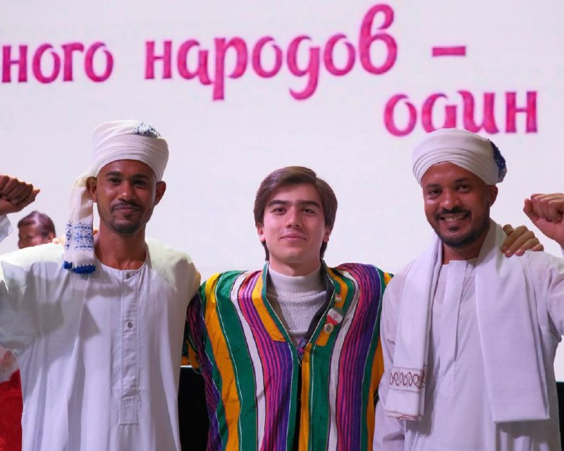 Иностранные студенты УлГТУ приняли участие в юбилейном ХХ Международном фестивале языков «Много народов – один мир» 