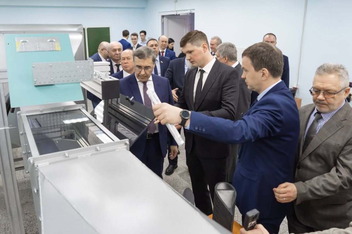 Ульяновский государственный технический университет посетил министр науки и высшего образования Валерий Фальков