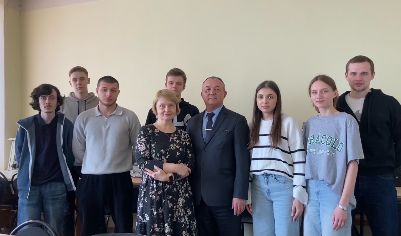 Для студентов УлГТУ прошла встреча с представителем горного института Узбекистана