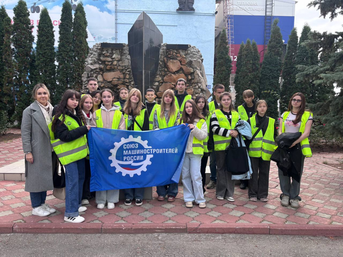 «Неделя без турникетов»: школьники посетили УКБП с инженерно-экономическим факультетом
