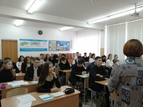 Кафедра "Управление персоналом" провела мастер-классы по Тайм-менеджменту для школьников 10-х и 11-х классов 44 и 64 школ г. Ульяновска